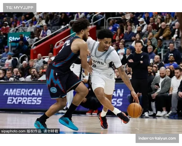 马刺限制对手禁区命中率54.4% 防守纪律性联盟顶尖 马刺限制对手禁区命中率54.4% 防守纪律性联盟顶尖